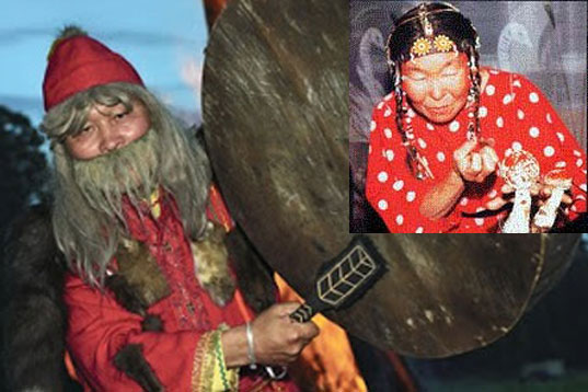 這麼奇怪的衣服,除了Santa 沒其他人會穿了